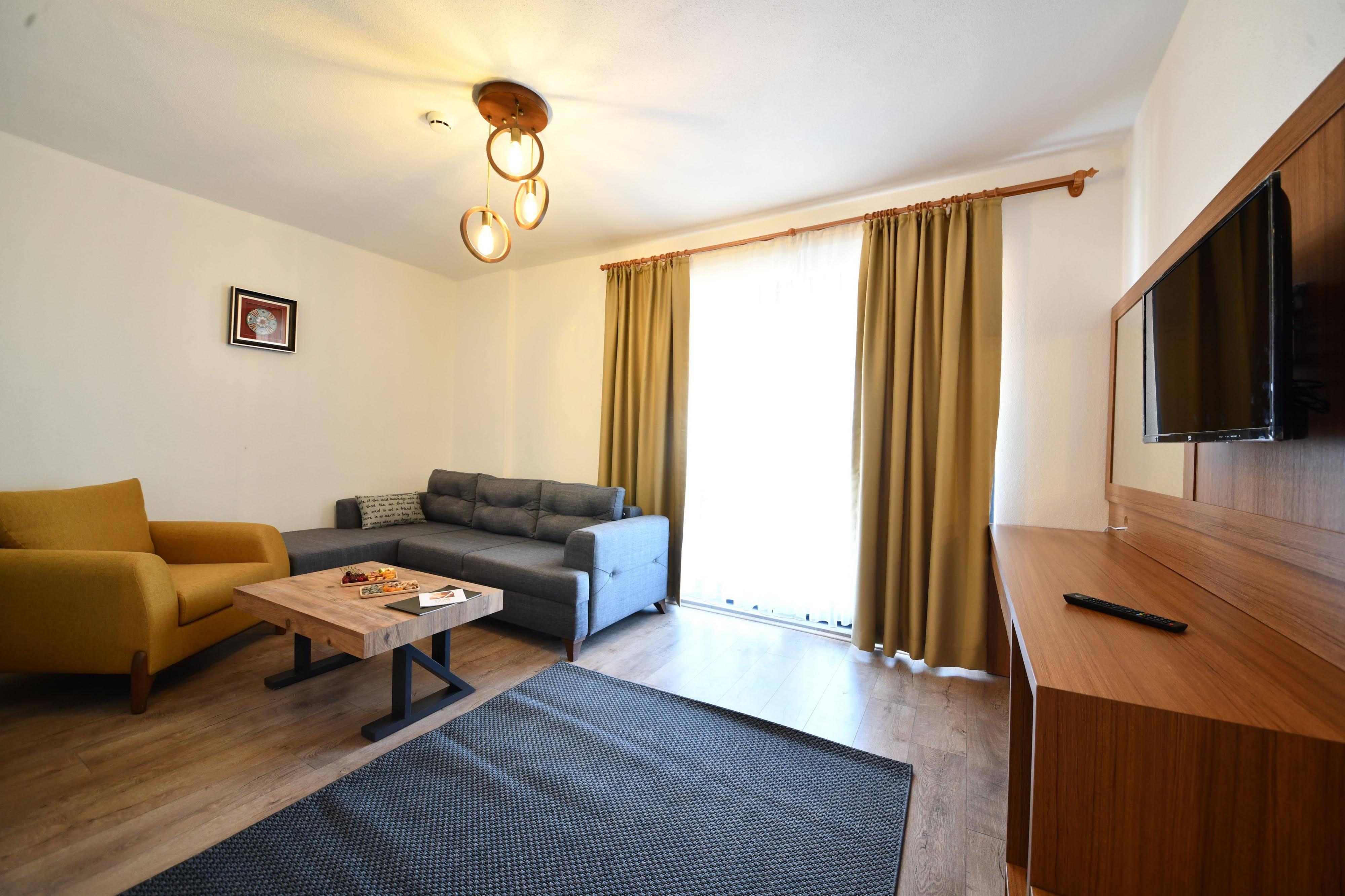 1774 Kazdagi Termal Otel Gure Luaran gambar