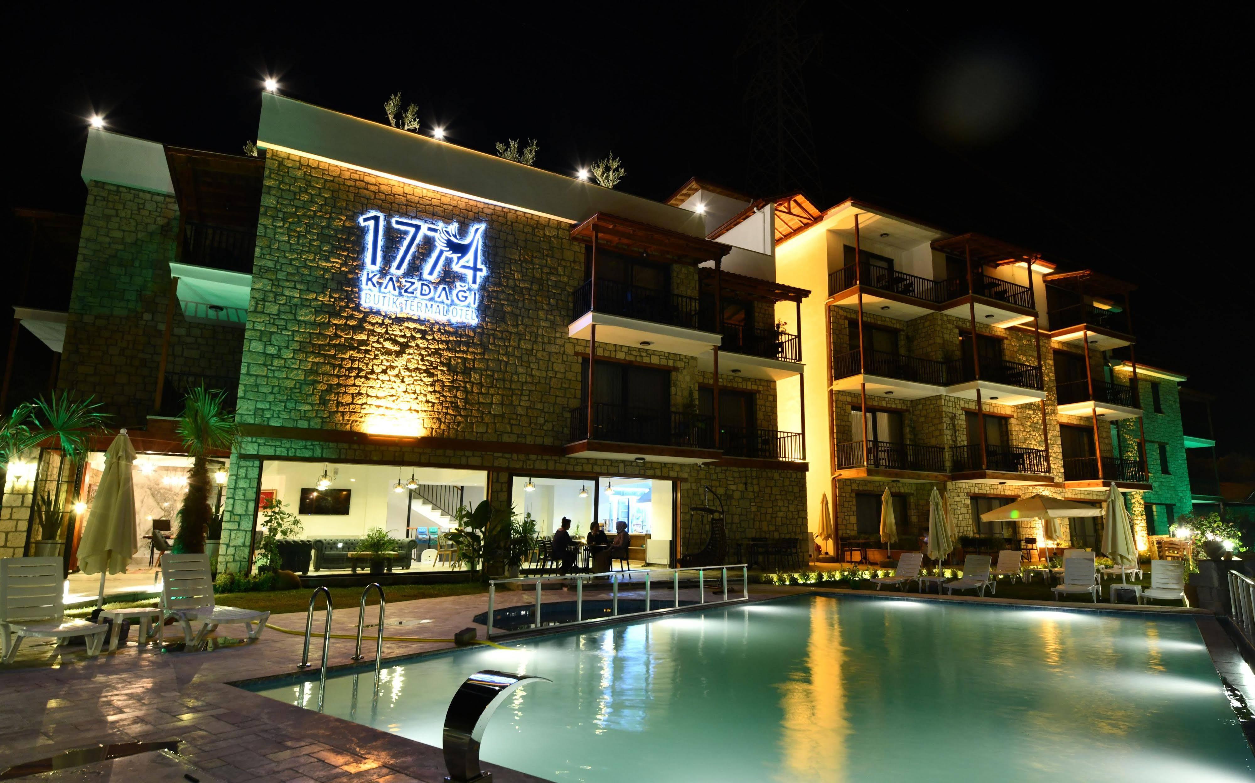 1774 Kazdagi Termal Otel Gure Luaran gambar